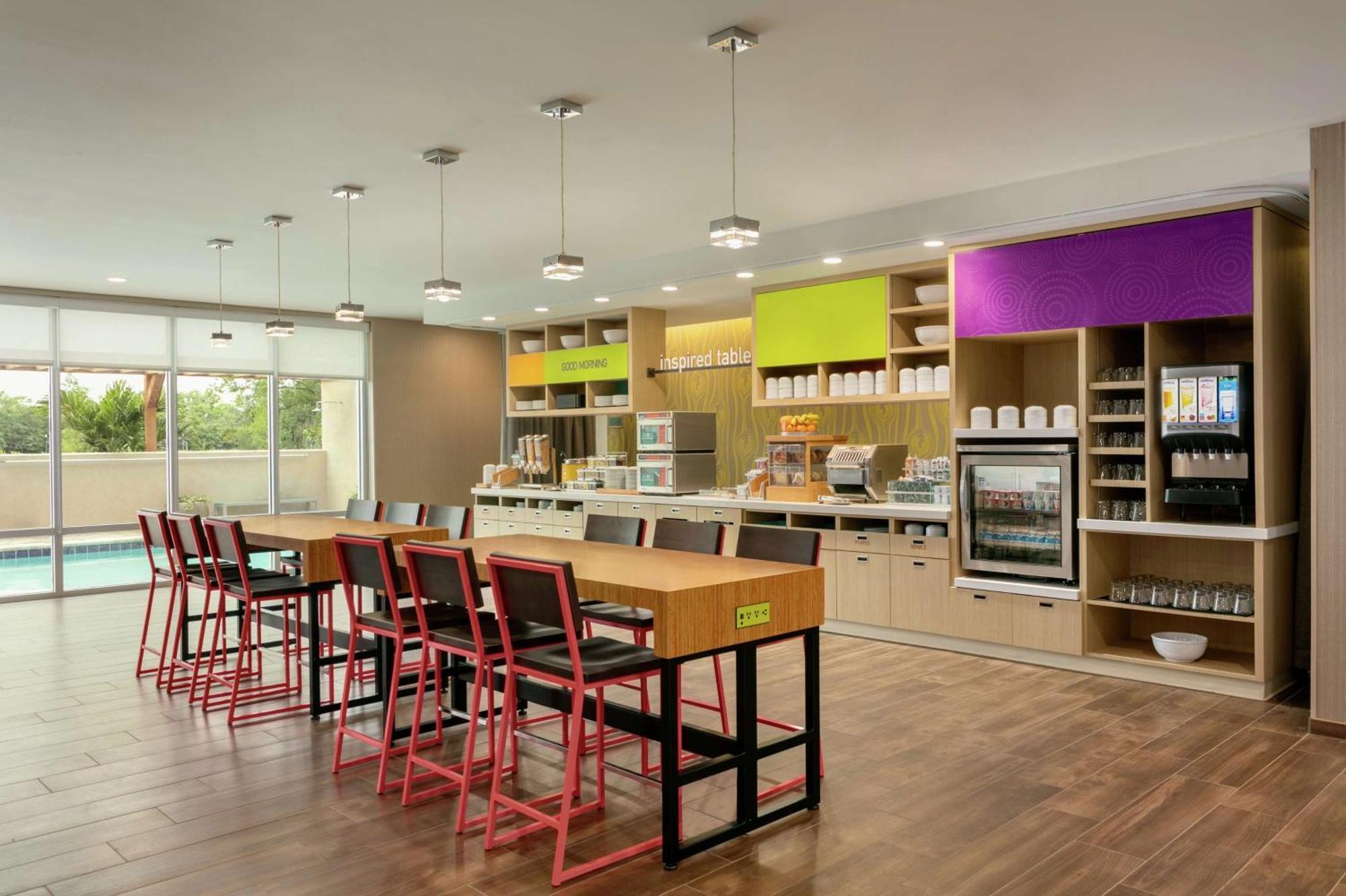 Home2 Suites By Hilton Brandon Tampa Eksteriør billede